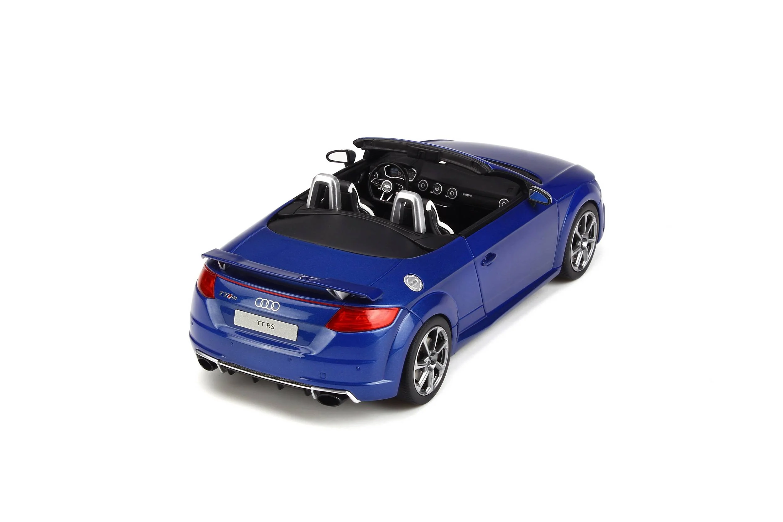GT Spirit 2016 Audi TTRS 8S Roadster Sepang Blue 1:18 Resin - Image 7