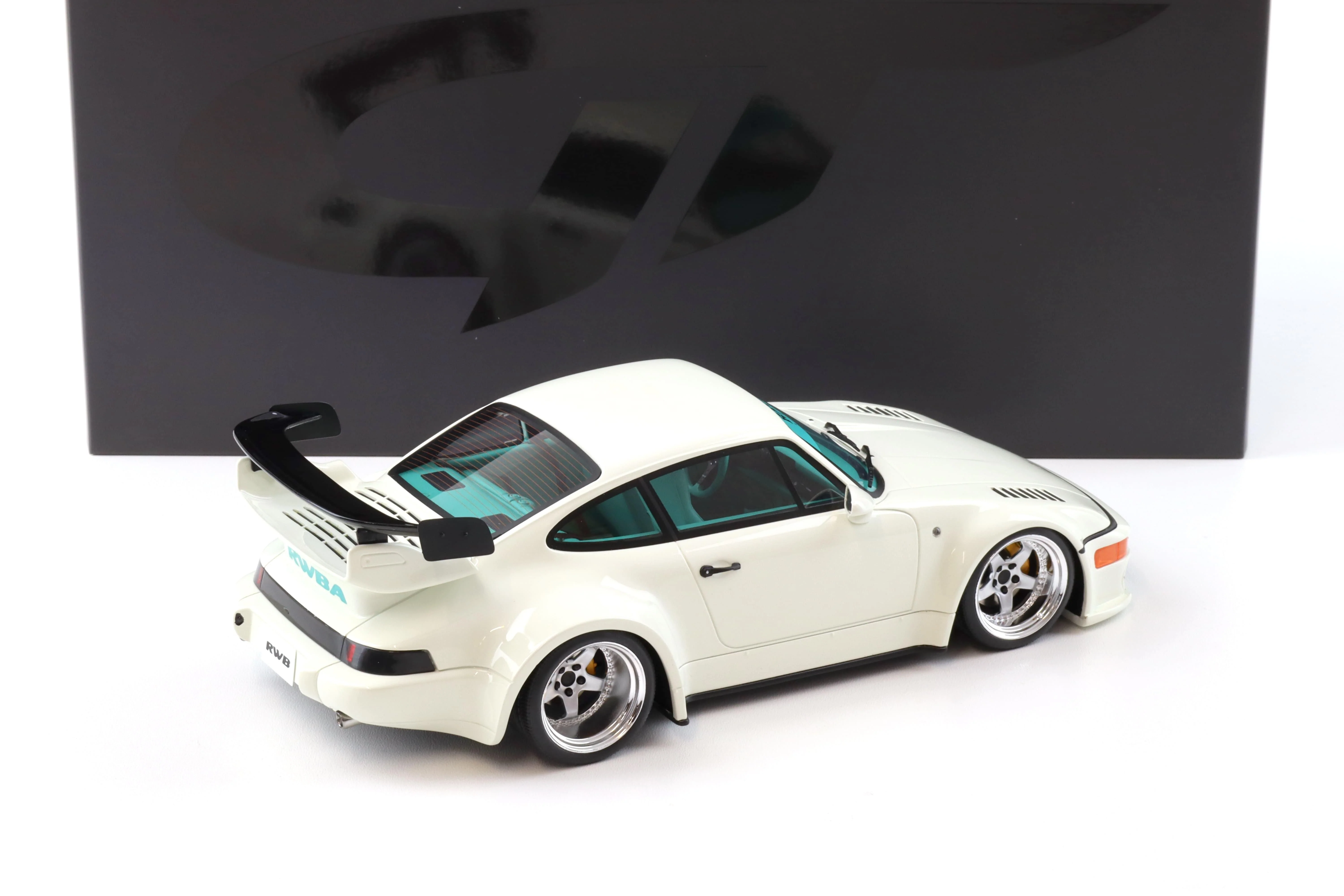 GT Spirit 2023 Porsche 911 964 Slantnose RWB RWBA Grand Prix White 1:18 - Image 3