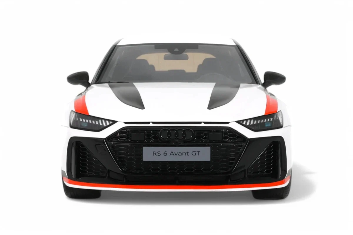 GT Spirit 2024 Audi RS6 Avant GT C8 Arkona White w/ Audisport Livery 1:18 - Image 4
