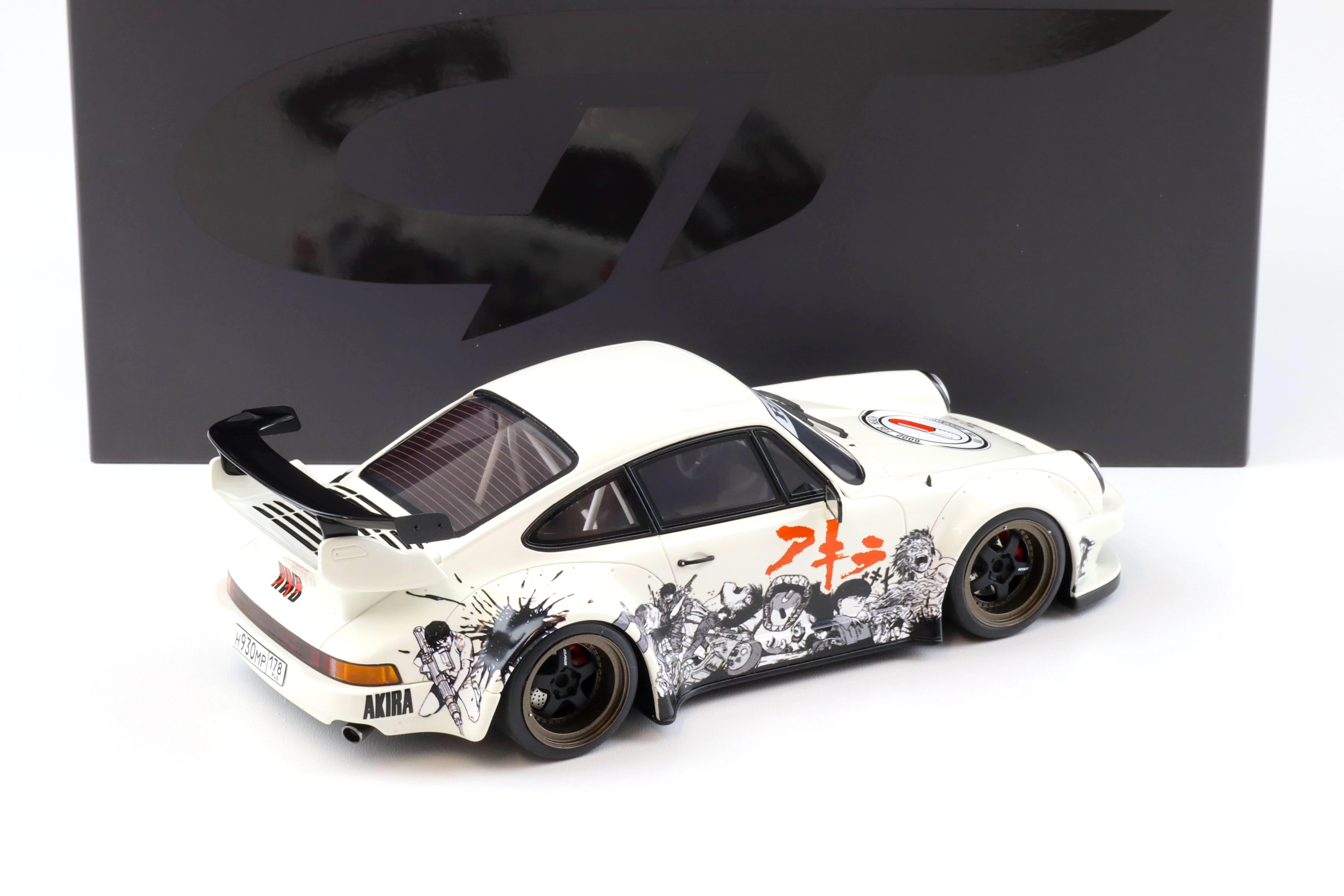 GT Spirit 2024 Porsche 911 964 RWB Akira Glacier White 1:18 - Image 3