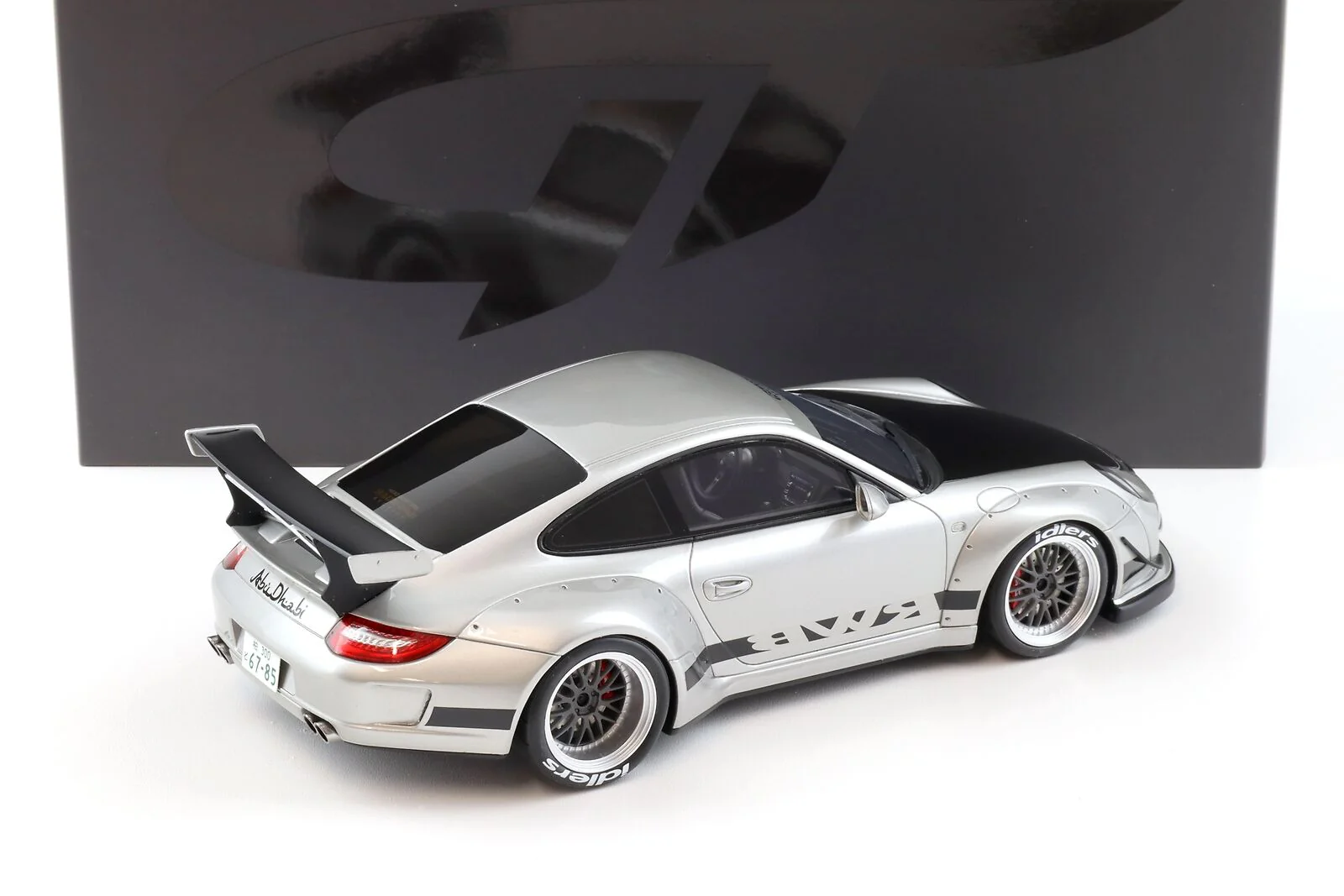GT Spirit Porsche 911 997 RWB Abu Dhabi 2024 Silver 1:18 - Image 3