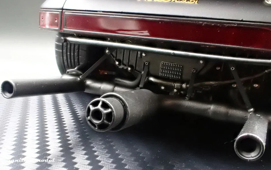 Ignition-Model Porsche 911 RWB 930 "Stella Artois" Matte Black 1:18 - Image 28