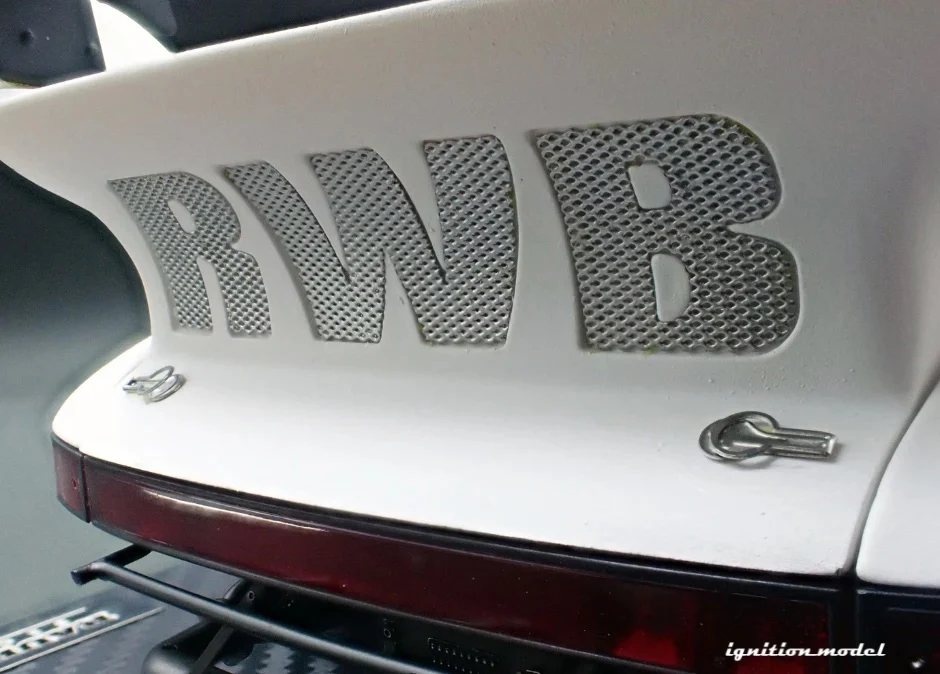 Ignition-Model Porsche 911 RWB 930 Matte White w/ Work S1 Wheels 1:18 - Image 18