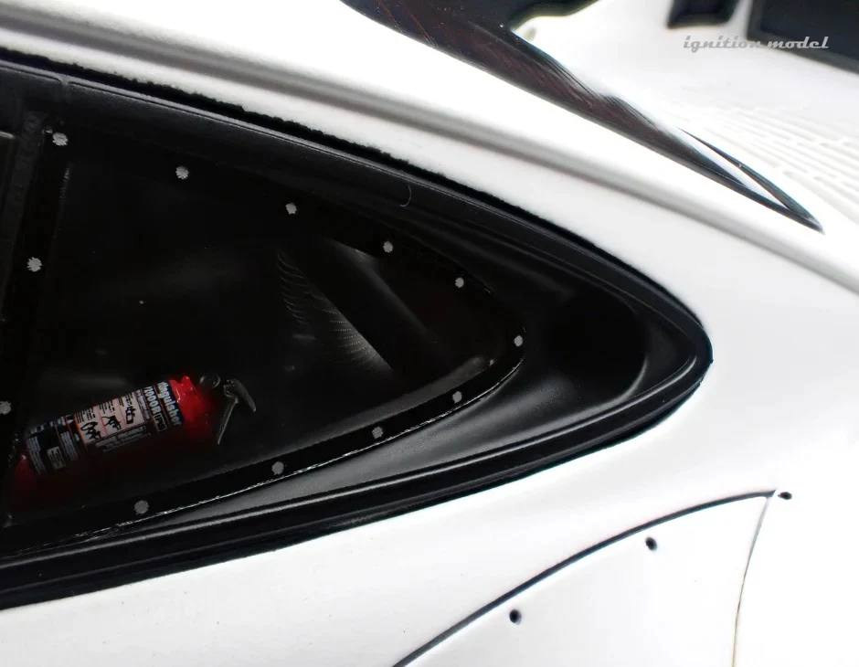 Ignition-Model Porsche 911 RWB 930 Matte White w/ Work S1 Wheels 1:18 - Image 24