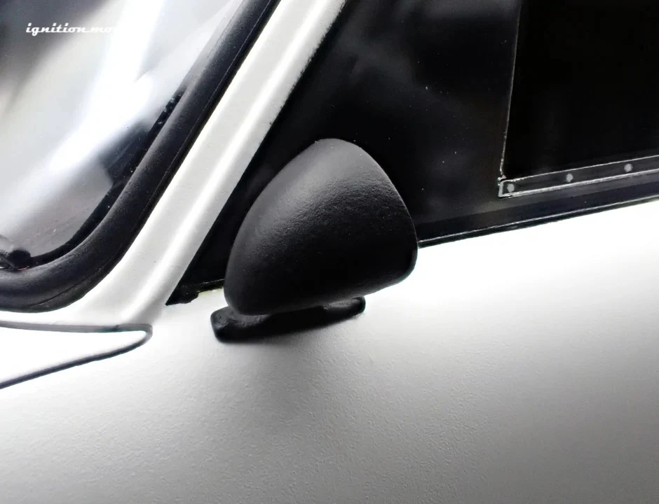 Ignition-Model Porsche 911 RWB 930 Matte White w/ Work S1 Wheels 1:18 - Image 29