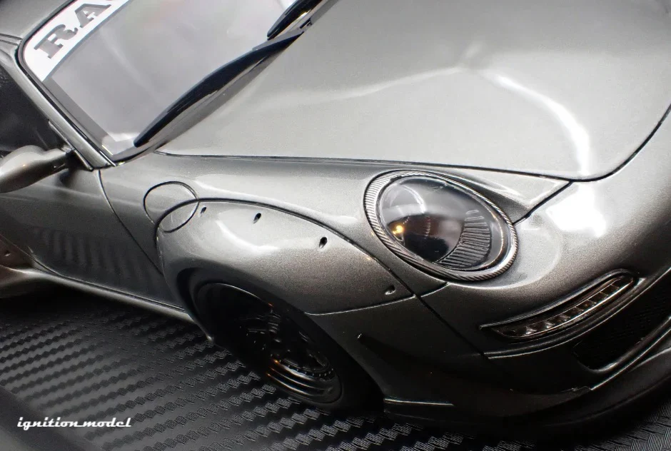 Ignition-Model Porsche 911 RWB 997 GT3 Gun Metallic Grey 1:18 - Image 13