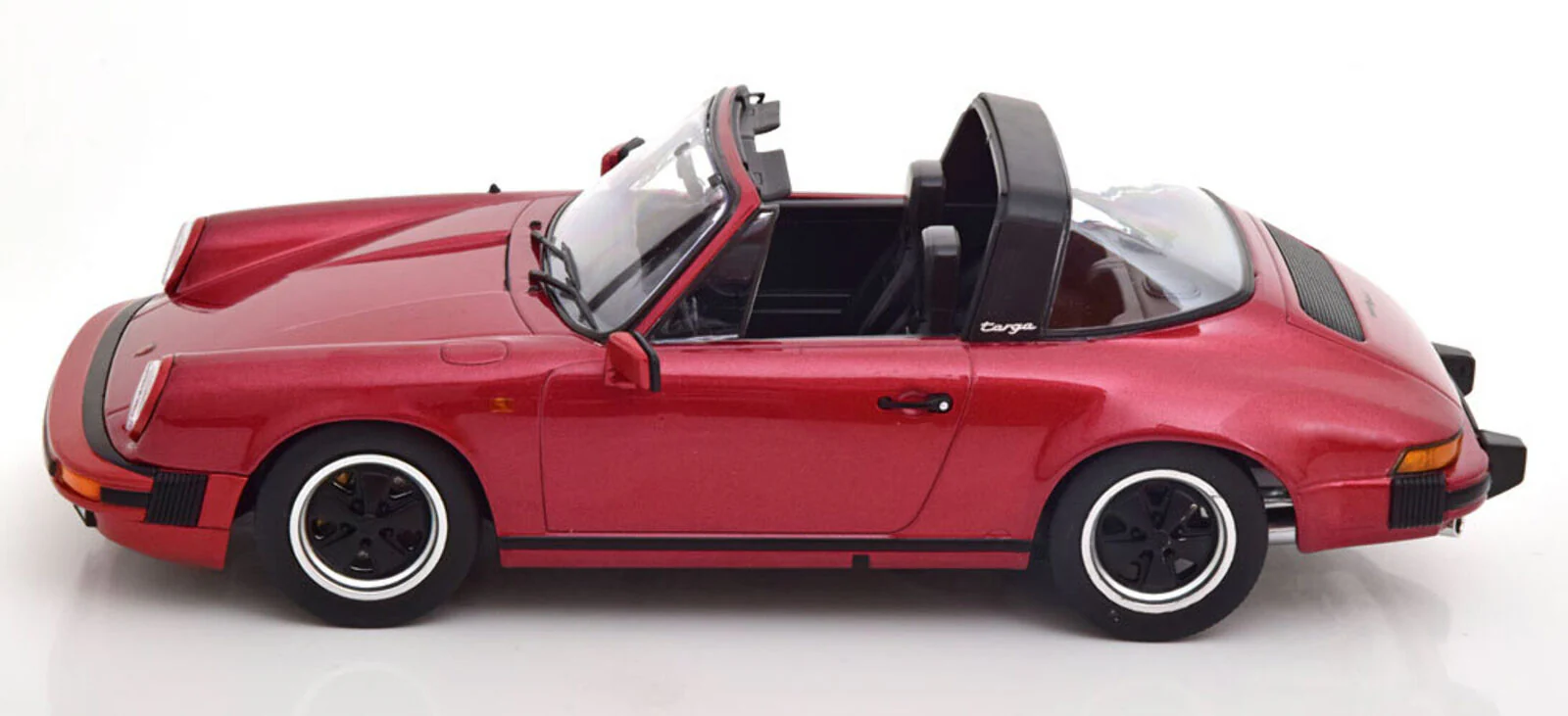 KK Scale 1983 Porsche 911 SC Targa w/ Removable Roof G Series Wine Red 1:18 - Image 3