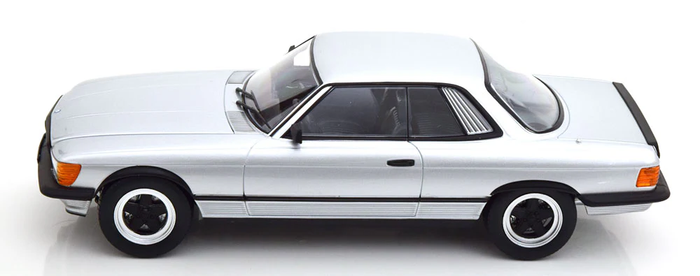 KK Scale 1985 Mercedes-Benz S Class 500SLC 6.0 AMG (C107) Silver 1:18 - Image 3