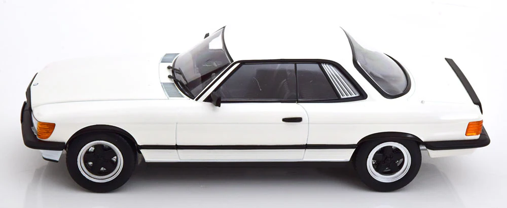 KK Scale 1985 Mercedes-Benz S Class 500SLC 6.0 AMG (C107) White 1:18 - Image 3