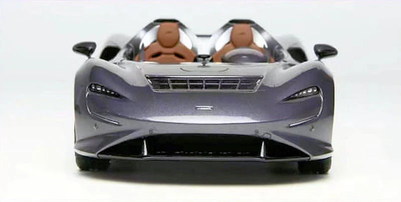 LCD 2020 Mclaren Elva Hyper Grey Metallic 1:18 - Image 3