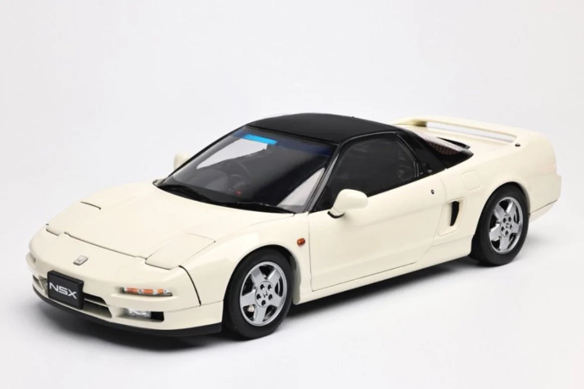 LCD Honda NSX MK1 (NA1) White 1:18 - Image 9