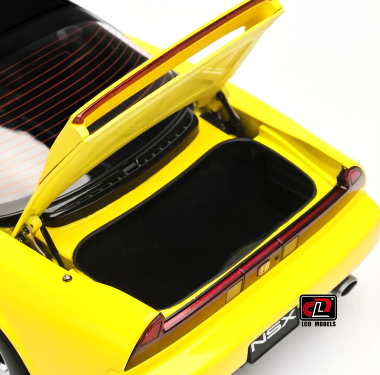 LCD Honda NSX MK1 (NA1) Yellow 1:18 - Image 16