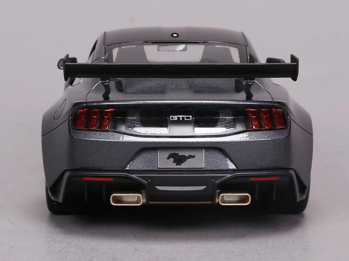Maisto 2024 Ford USA Mustang GTD 5.2L V8 Coupe Grey 1:18 - Image 10