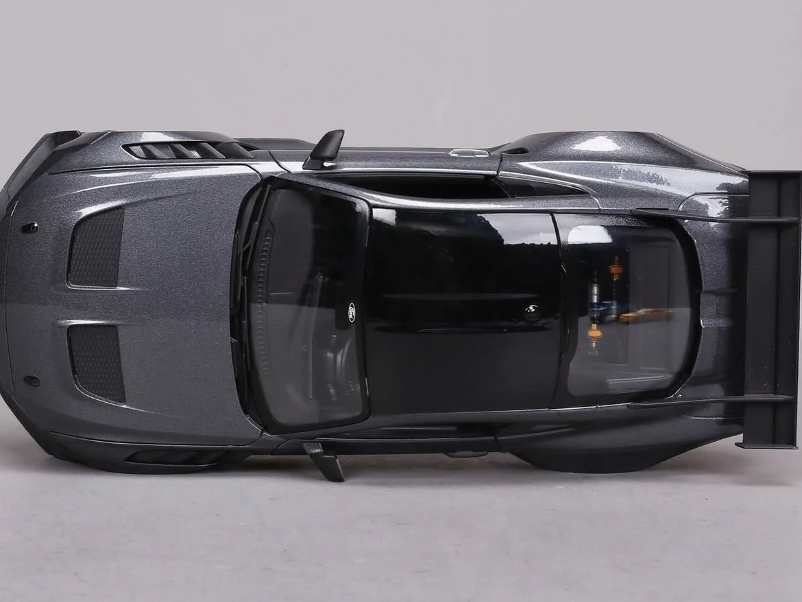 Maisto 2024 Ford USA Mustang GTD 5.2L V8 Coupe Grey 1:18 - Image 8