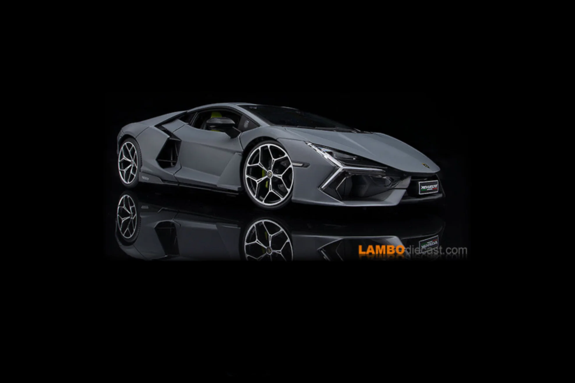 Maisto Lamborghini Revuelto Hybrid Volcano Matte Grey 1:18 - Image 3