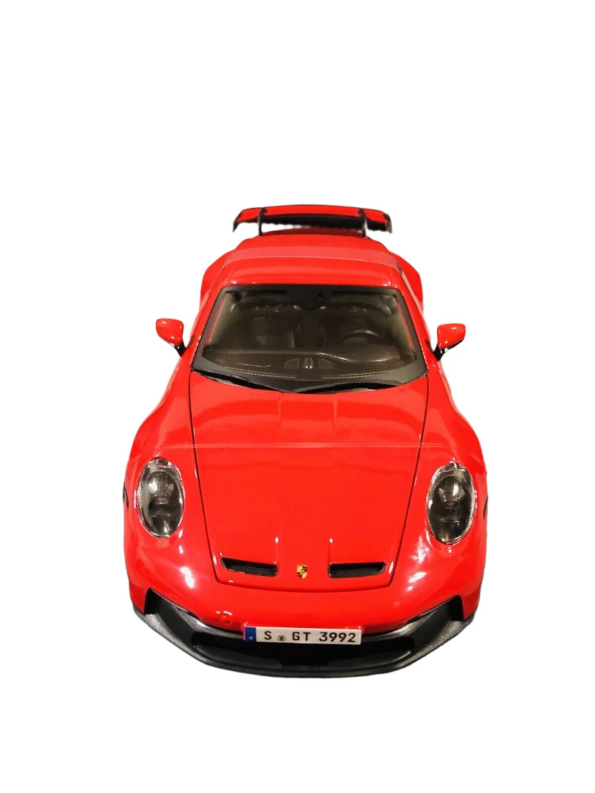 Maisto Porsche 911 992 GT3 Guards Red 1:18 - Image 7