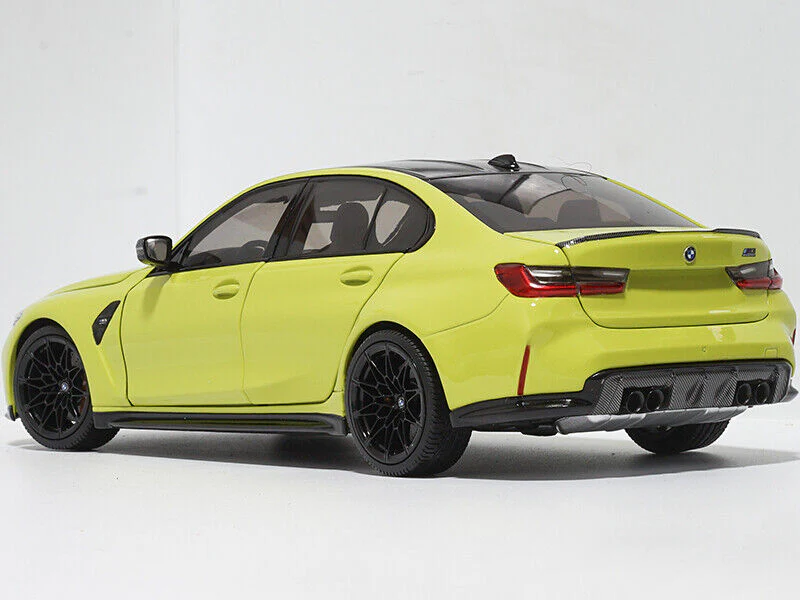 Minichamps 2020 BMW M3 Competition (G80) São Paulo Yellow 1:18 - Image 8