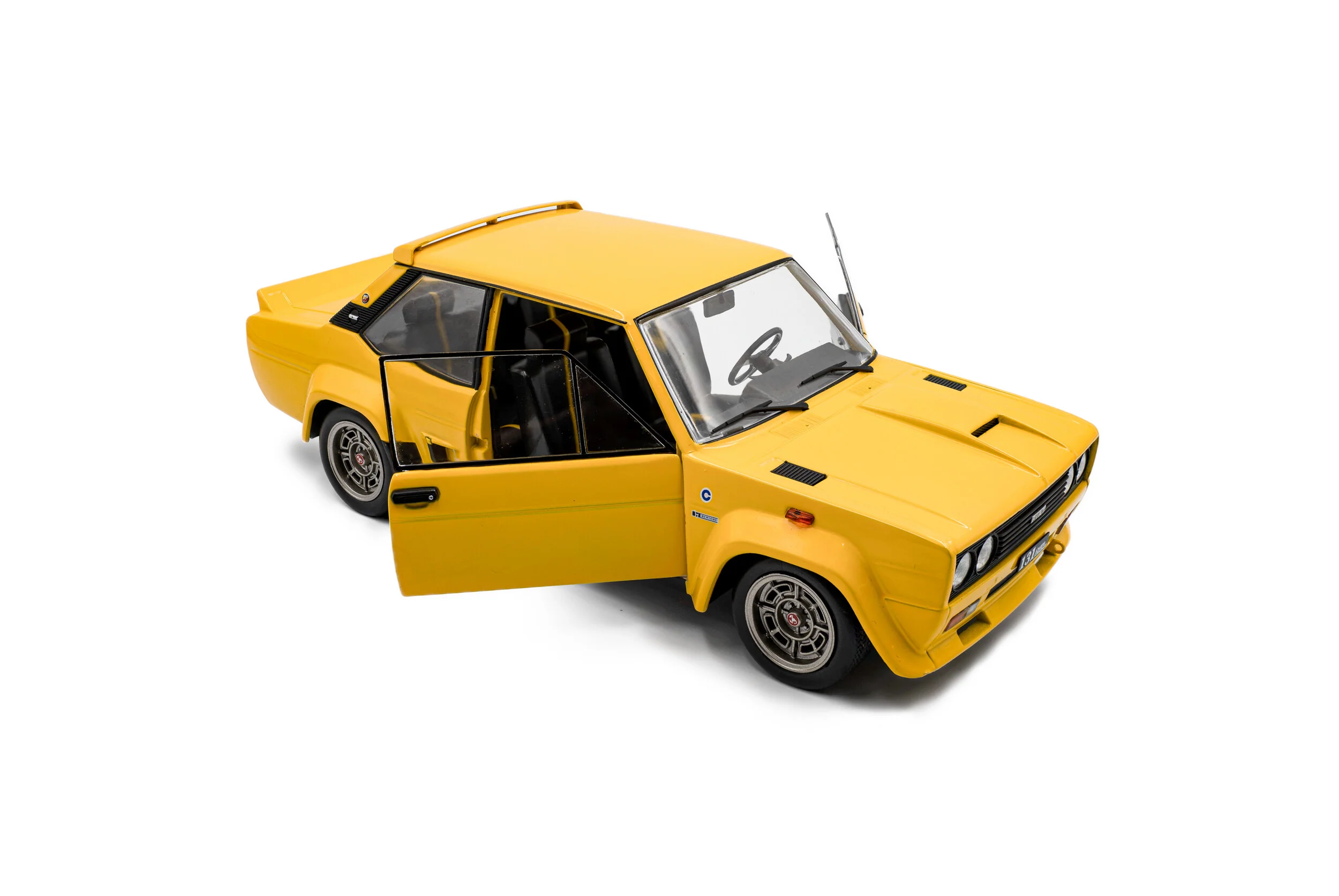 Solido 1980 Fiat 131 Abarth Rally Yellow 1:18 - Image 7