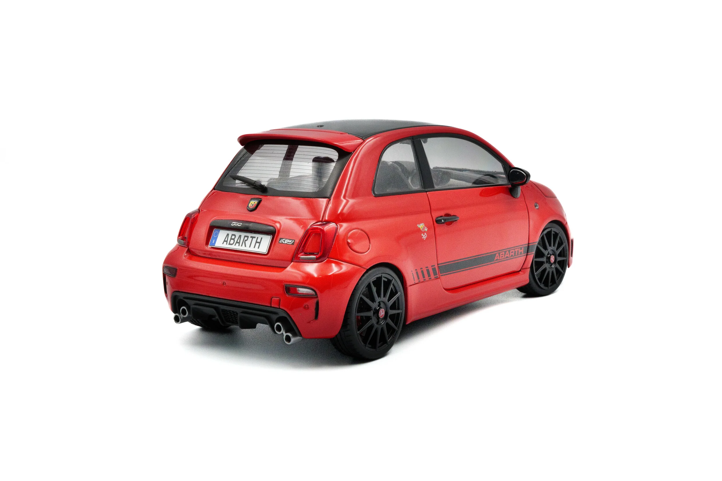 Solido 2022 Fiat 595 (Nuovo 500) Abarth Rosso Maranello Red 1:18 - Image 4
