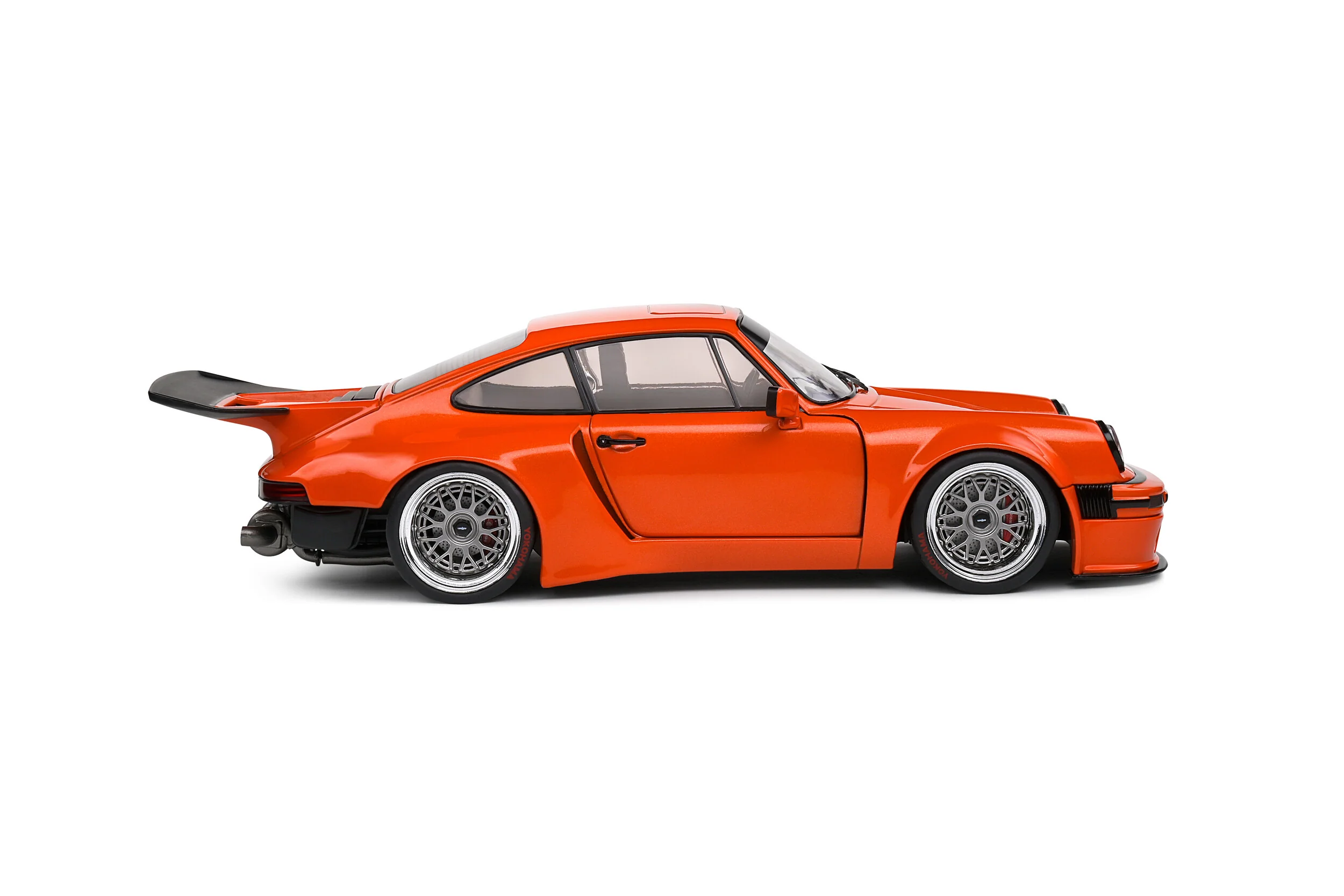 Solido 2022 Porsche 911 KS-R Orange 1:18 - Image 3