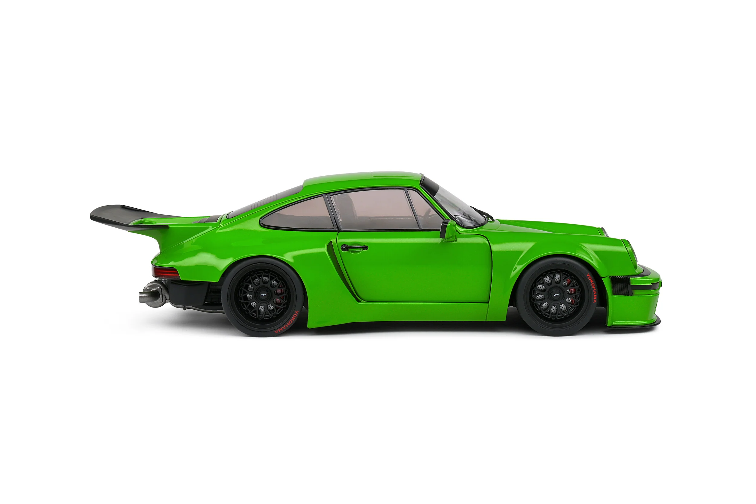 Solido 2022 Porsche 911 KS-R Green 1:18 - Image 3