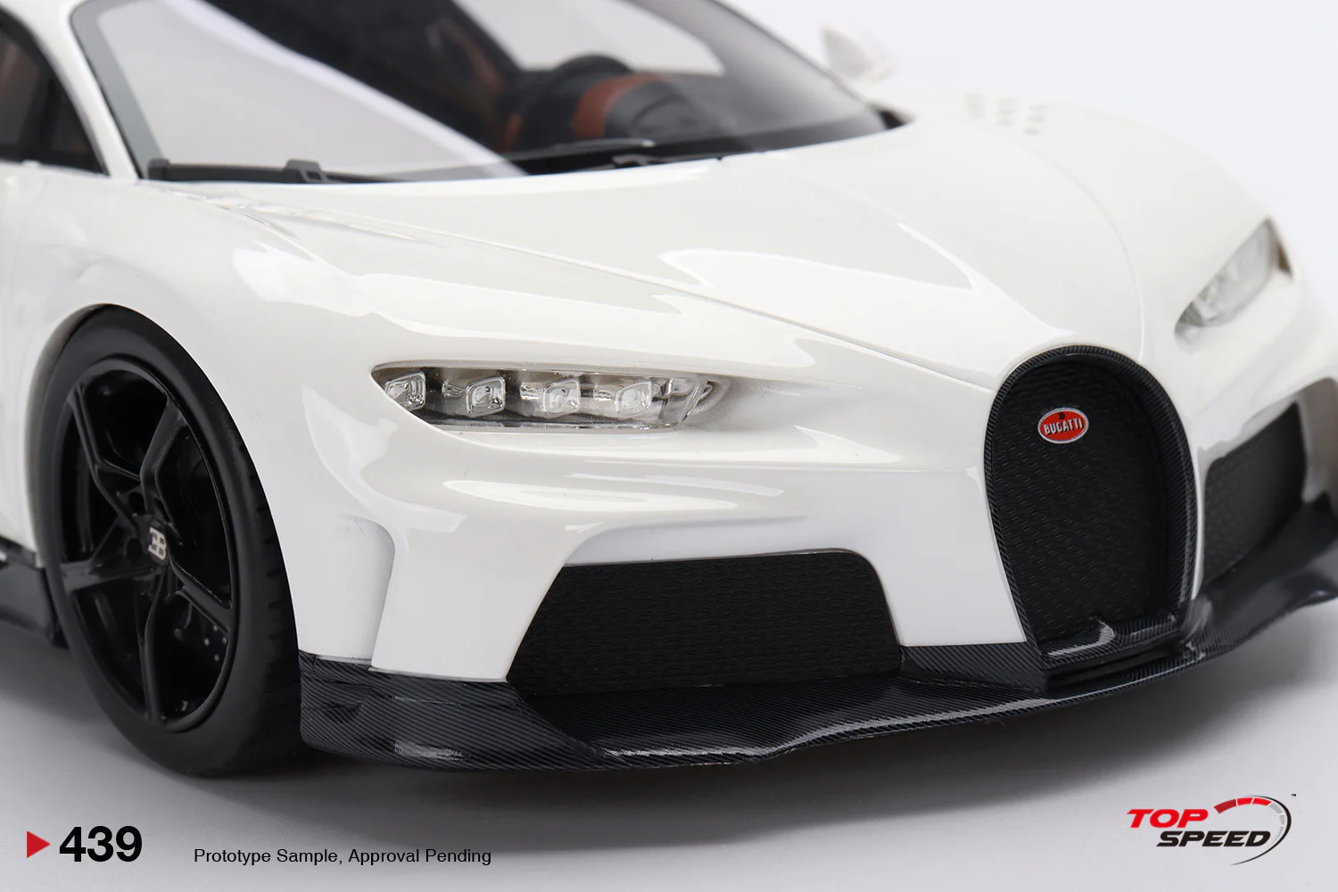 Topspeed 1:18 Bugatti Chiron Super Sport White - Image 5