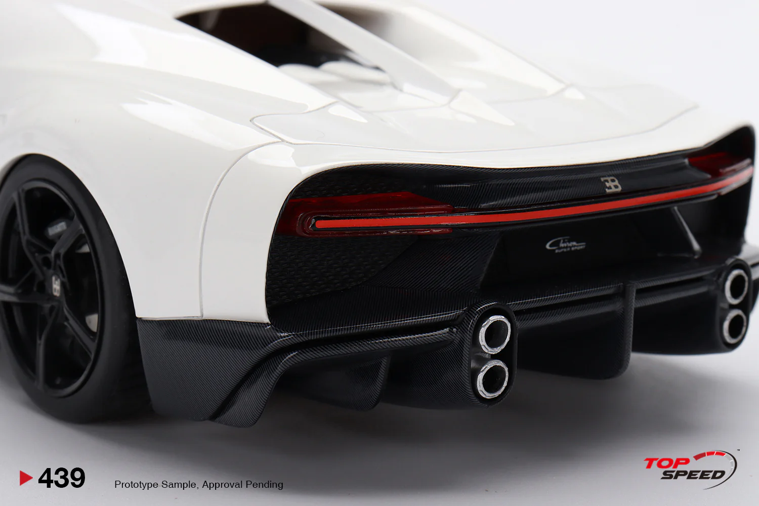 Topspeed 1:18 Bugatti Chiron Super Sport White - Image 6