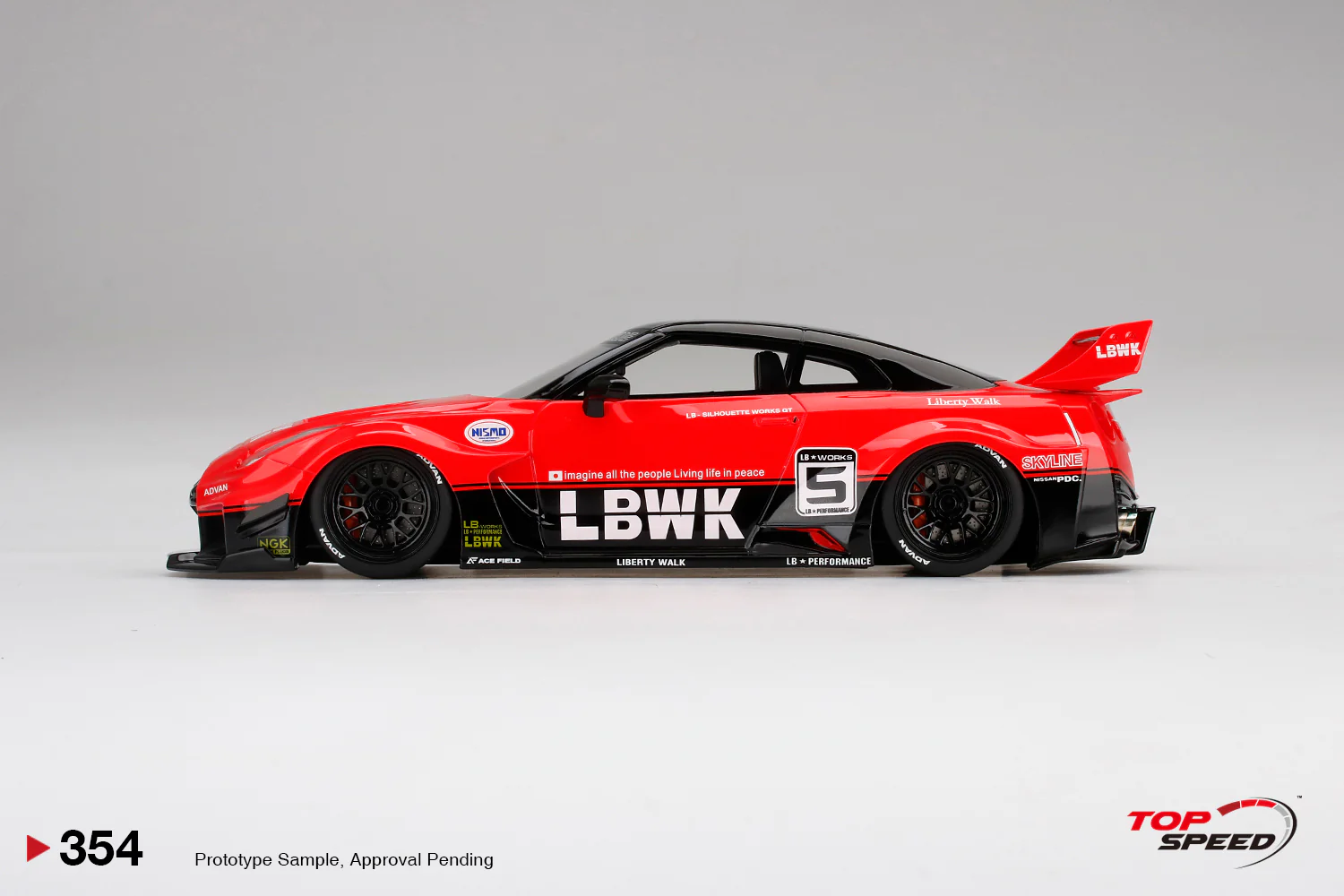 Topspeed 1:18 LB-Silhouette WORKS GTR NISSAN 35GT-RR Ver.1  Red/Black - Image 3